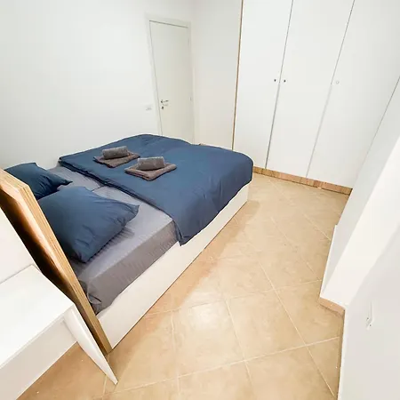 2 Bedrooms 1095 Durres